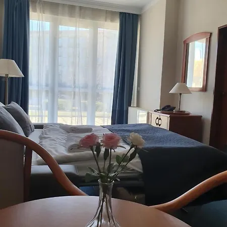Karos Wellness Apartman Appart hôtel