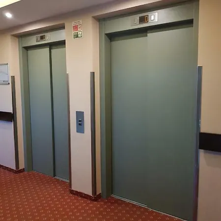 Karos Wellness Apartman Appart hôtel *