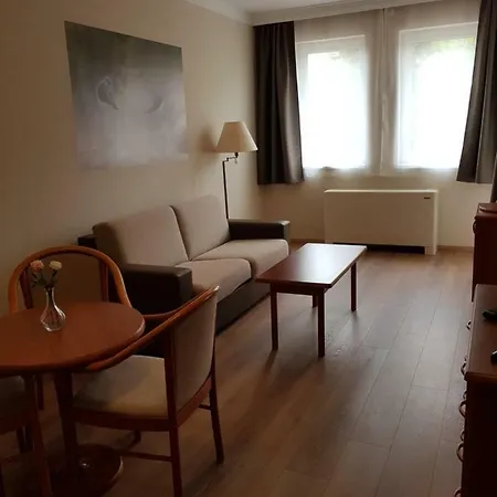 Appart hôtel Karos Wellness Apartman